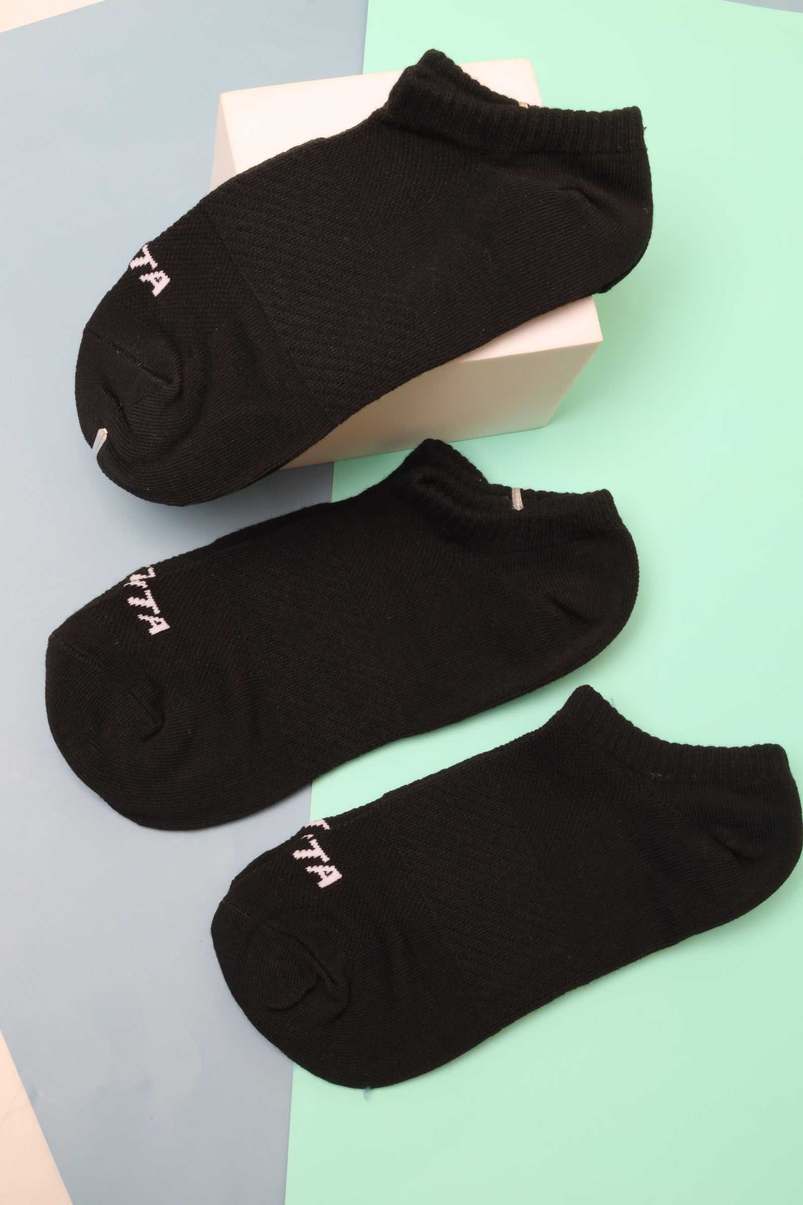 3 Pack Low Cat Socks 892127305-1